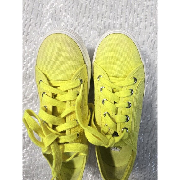 Steve Madden Shoes - STEVE MADDEN “Emmi” Platform Sneaker, Limelight, Women’s Size 8